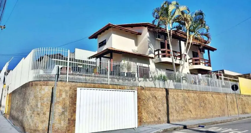 Casa à venda, 187 m² por R$ 1.200.000,00 - Barreiros - São José/SC