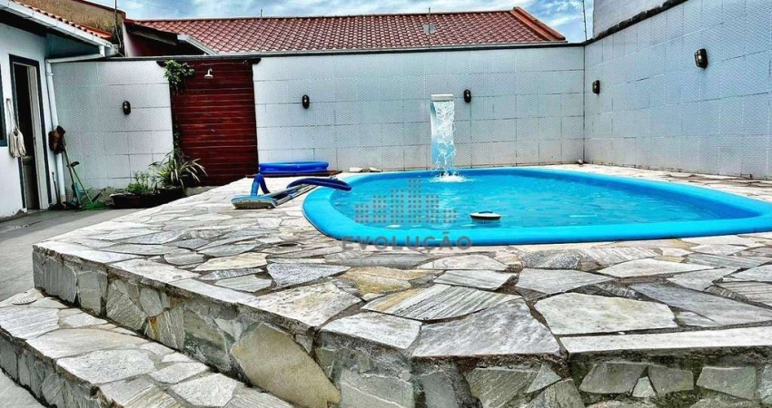 CASA 3 Quartos, Piscina, 3 Vagas - Passa Vinte - Santa Catarina