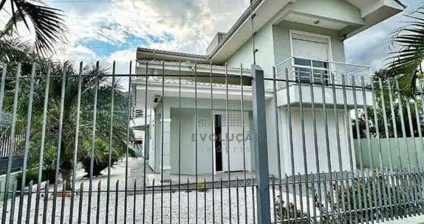 Casa, 3 dormitórios, próximo ao mar, Praia de Fora, Palhoça/SC
