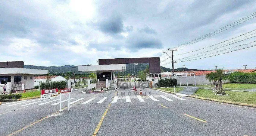 Casa em condomínio fechado com 3 quartos à venda na Avenida Paulo Roberto Vidal, Bela Vista, Palhoça