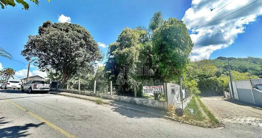 Casa com 3 dormitórios à venda, 90 m² por R$ 790.000,00 - Real Parque - São José/SC