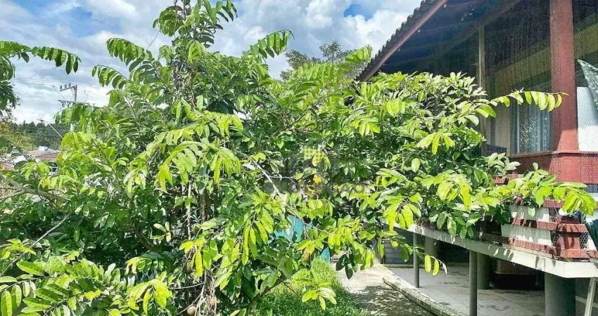CASA 2 Quartos, 1 Suíte, 2 Vagas - Santo Amaro Imperatriz