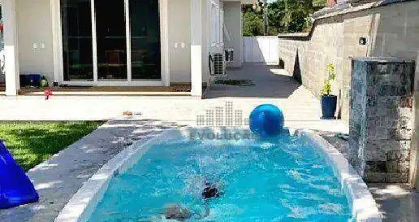 Linda CASA 3 Quartos, 1 Suíte, Piscina, 1 Vaga - Santo Amaro Imperatriz