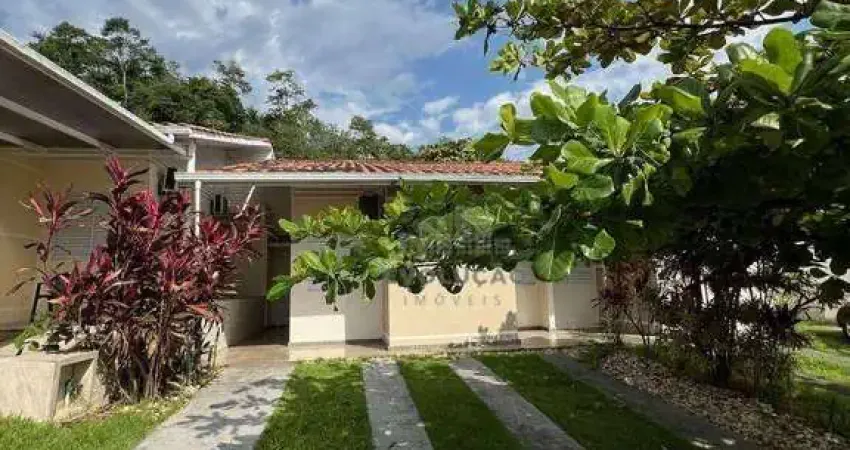 Casa com 3 Dorms em Condomínio Fechado Bela Vista - Palhoça/SC