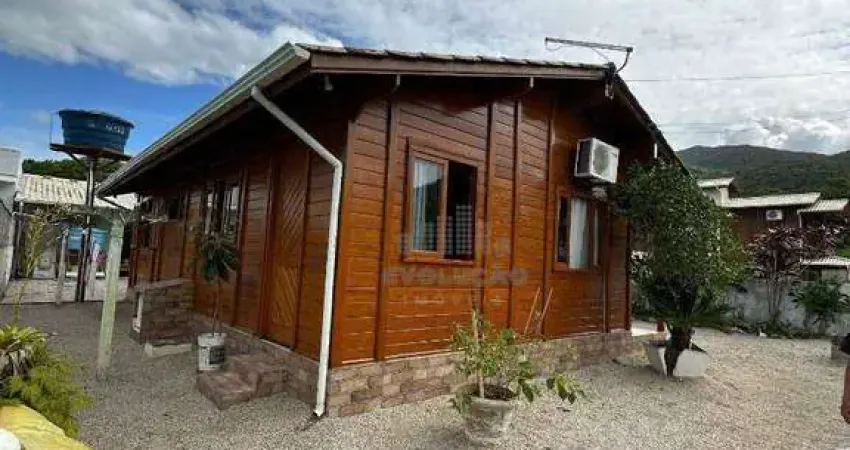 Casa com 2 Dorms com Edícula, Palmas - Governador Celso Ramos/SC