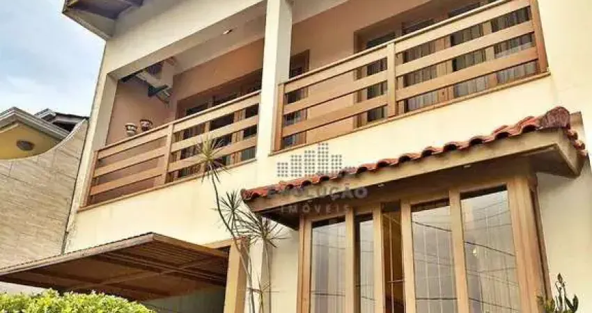 Casa com 3 Dorms,  1 Suíte, Área Gourmet no Bairro Areias em São José!