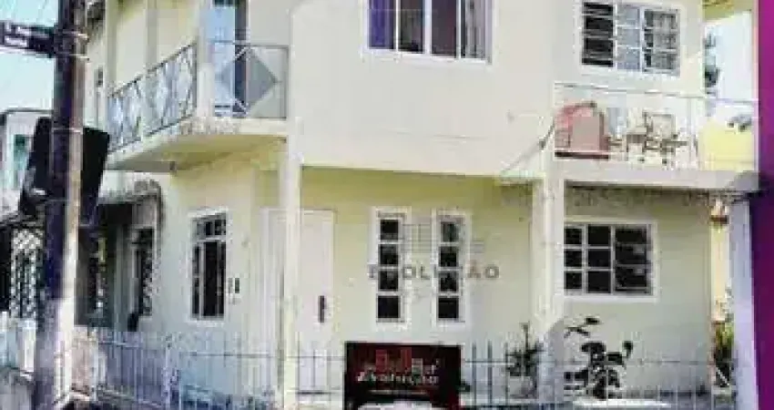 Casa com 4 quartos à venda na Travessa Anoraldo Borba, Centro, Biguaçu