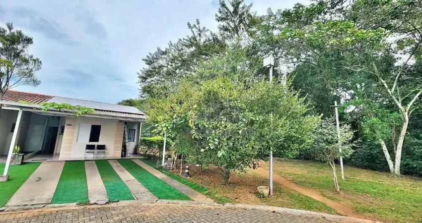 Excelente Casa com 03 Dorms com Suíte, Condomínio Fechado, Palhoça SC