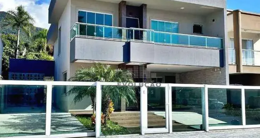 Ótima Casa na Praia de Fora com 5 quartos, sendo 2 suítes, uma suíte master com hidromassagem e closet