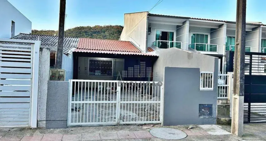 Casa com 2 quartos à venda na Rua Ipê Amarelo, Potecas, São José
