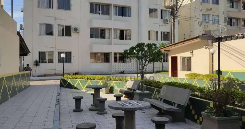 Apartamento 03 Dorms e Vaga em Campinas - São José SC