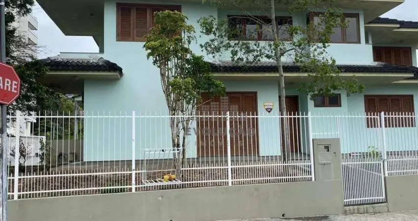 Casa 02 pavimntos comercial e residencial, floresta são josé sc