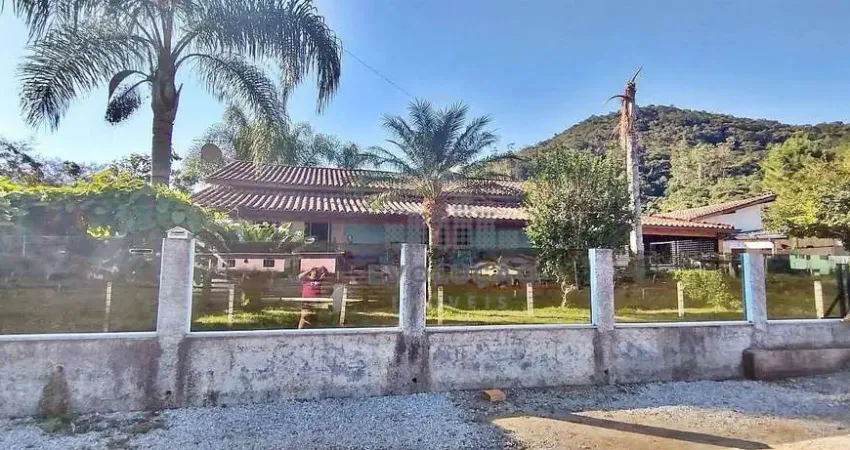 Casa com 4 quartos à venda no Centro, Antônio Carlos 