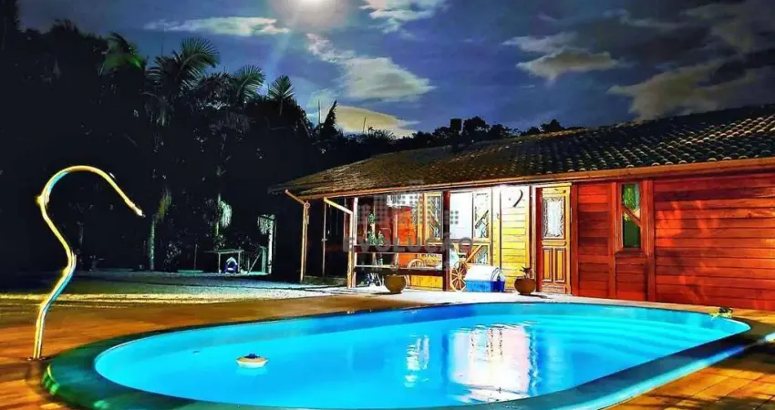 Casa com 4 quartos à venda na Vila Santana, Santo Amaro da Imperatriz