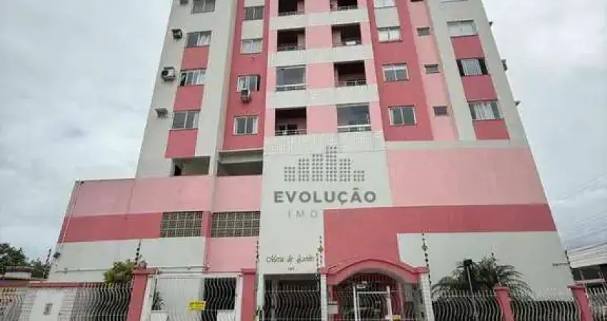 Apartamento de 3 dormitórios sendo 1 suíte, vaga de garagem com hobby box no kobrasol