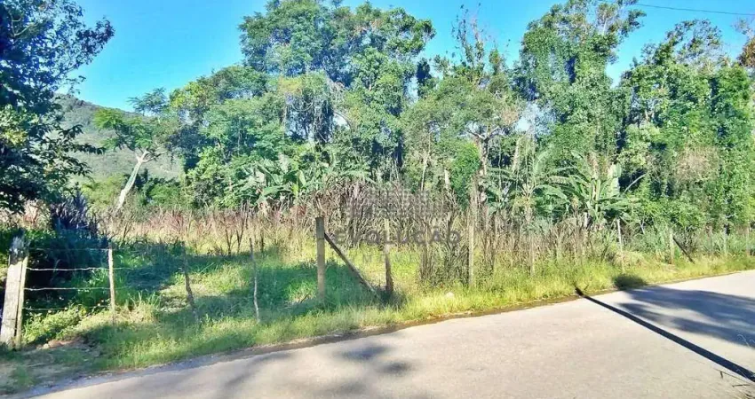 Terreno à venda no Forquilhas, São José