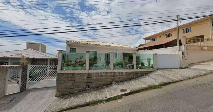 Excelente Casa 03 Quartos sendo 02 Suítes  - Centro São José