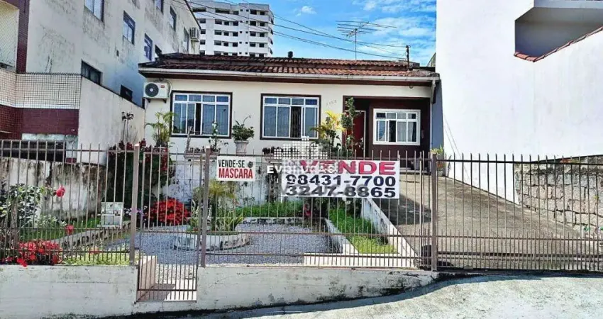 Casa com 2 quartos à venda na Rua Manoel Loureiro, Barreiros, São José