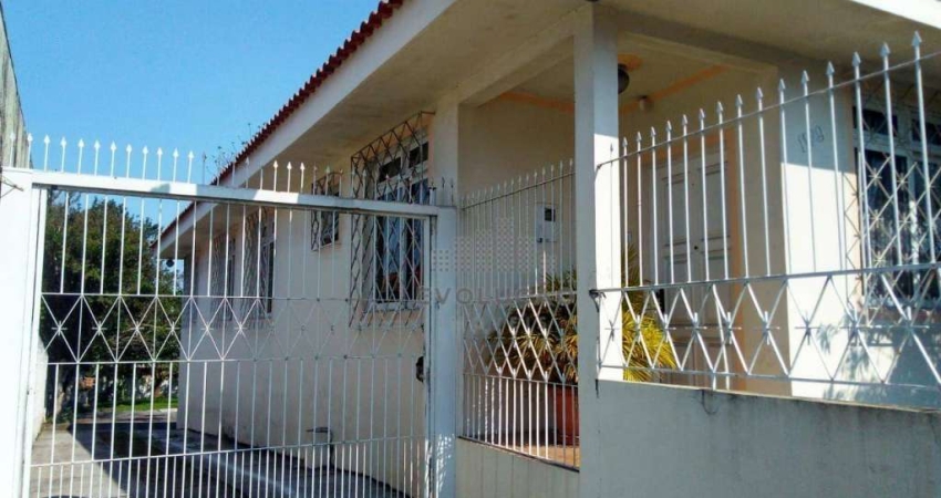 Casa com 4 dormitórios à venda, 216 m² por R$ 955.000,00 - Ipiranga - São José/SC