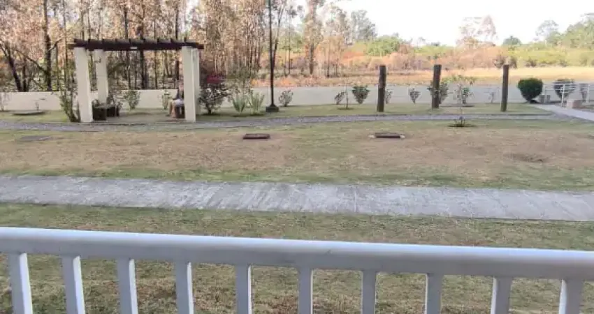 Apartamento para alugar no bairro mogilar no pavimento térreo