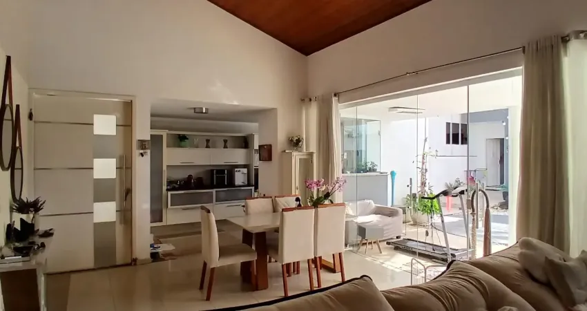 Casa com 4 quartos à venda no Jardim Ponte Grande, Mogi das Cruzes