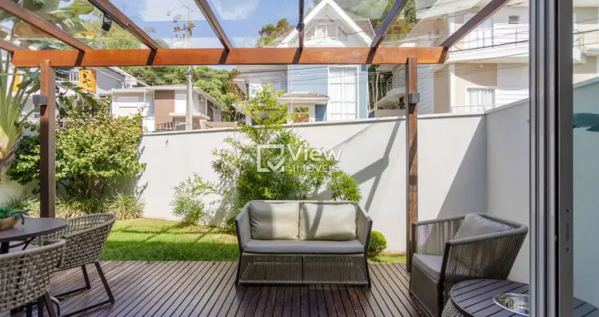 Casa em condomínio fechado com 3 quartos à venda na Rua Dr. Lubumir Viergbiski, 220, Campo Comprido, Curitiba