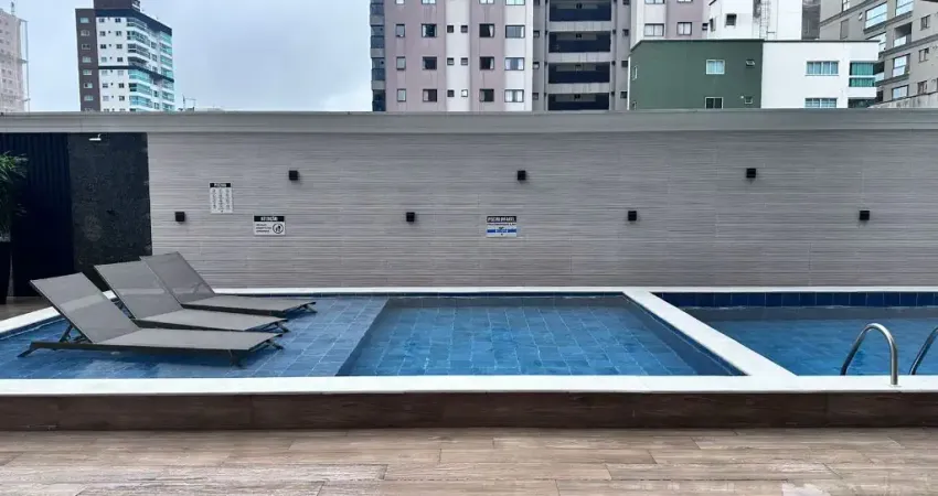 Apartamento com 3 quartos à venda na Rua 246, 334, Meia Praia, Itapema