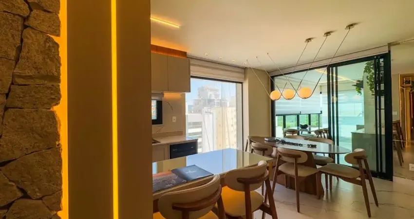 Apartamento com 3 quartos à venda na Rua 266, 350, Meia Praia, Itapema