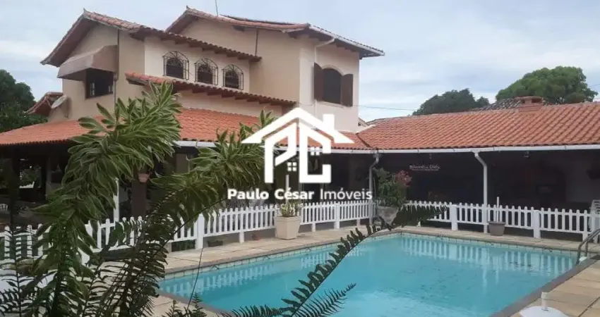Imperdível oportunidade! Casa à venda em Araruama-RJ, bairro Pontinha: 3 quartos, 2 suítes, 2 salas, 2 banheiros, 2 vagas, 230m².