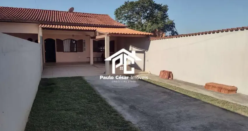 Imperdível oportunidade: Casa à venda em Araruama-RJ, no bairro Viaduto, com 2 quartos e 96,62 m² de área!