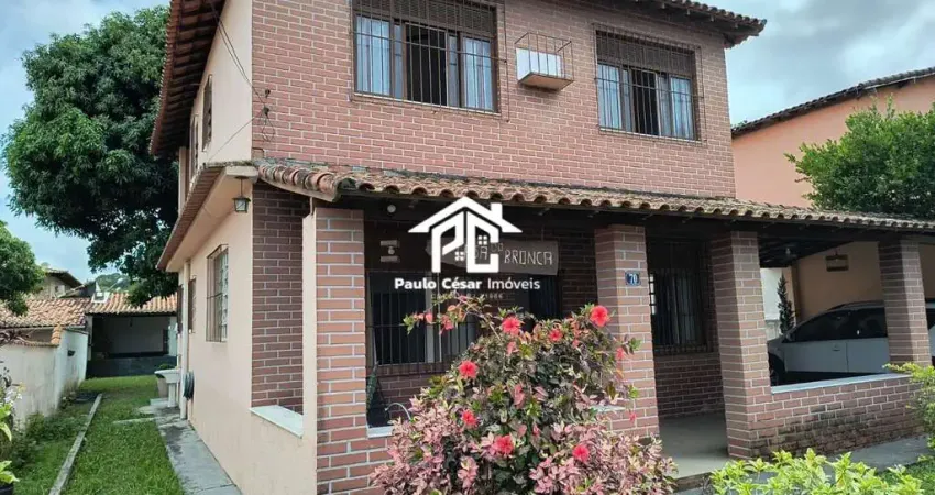 Casa de 5 Quartos na Praia do Hospício, Araruama-RJ: 210m², 4 Banheiros, 2 Vagas de Garagem. Imperdível!