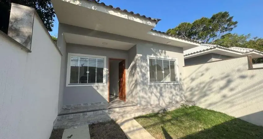 Casa mobiliada para locação na pontinha, araruama-rj com 2 quartos, 1 suíte, 1 sala, banheiro e vaga de garagem!