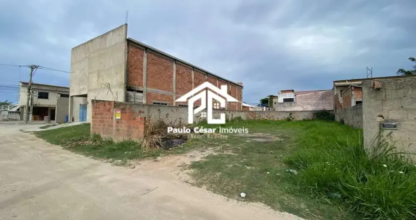 Terreno à venda em Araruama-RJ, bairro Mutirão, com 450m² de área! Aproveite essa oportunidade única!