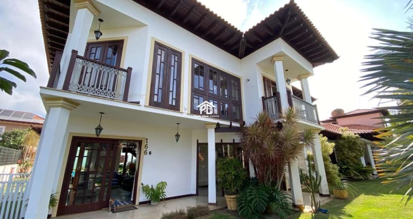 Casa em Condomínio de Luxo à Venda em Araruama-RJ, Bairro Bananeiras: 4 Quartos, 3 Suítes, 3 Salas, 4 Banheiros, 3 Vagas, 553,23 m².