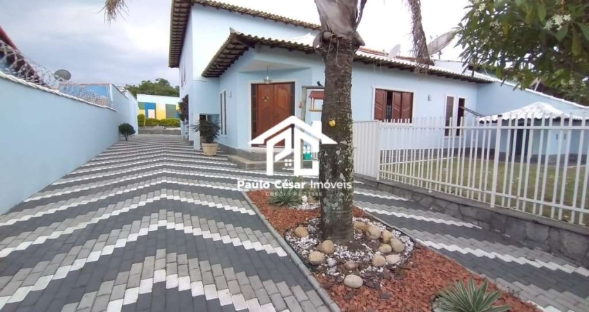 Imperdível oportunidade: Casa à venda em Araruama-RJ, bairro Pontinha, 3 quartos, 2 suítes, 2 salas, 2 banheiros, 211m².
