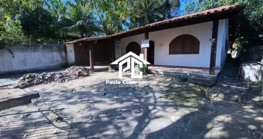 Casa de 3 quartos à venda em araruama-rj, no bairro bananeiras - 150m², suíte, sala, banheiro, 1 vaga de garagem - preço de terreno!