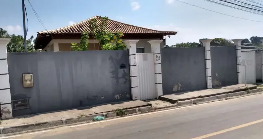 Casa à venda em araruama-rj, praia do hospício - 2 quartos, 1 suíte, 1 sala, 1 banheiro, 1 vaga, 97m².
