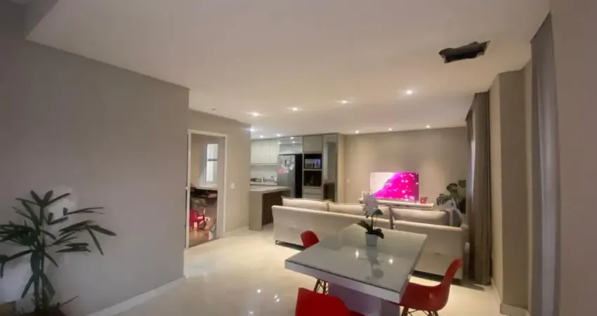 Casa com 3 quartos à venda na Rua José Alcides de Lima, 2632, Capão Raso, Curitiba