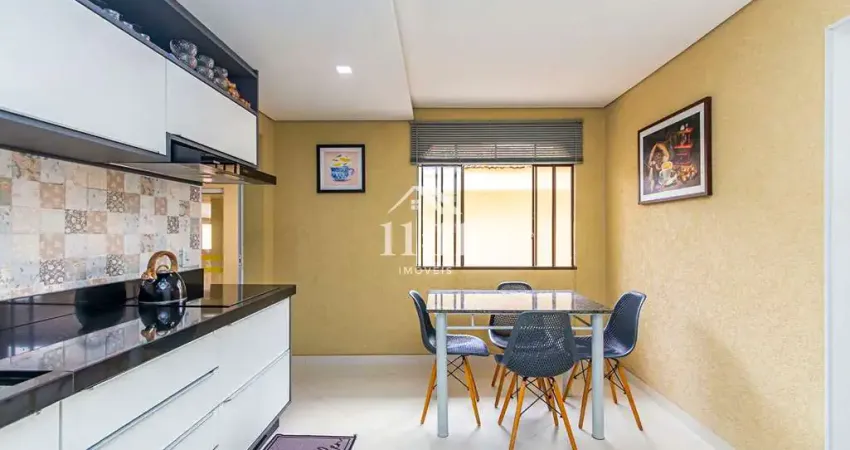 Casa em terreno amplo no bairro Campo Comprido - Curitiba/PR