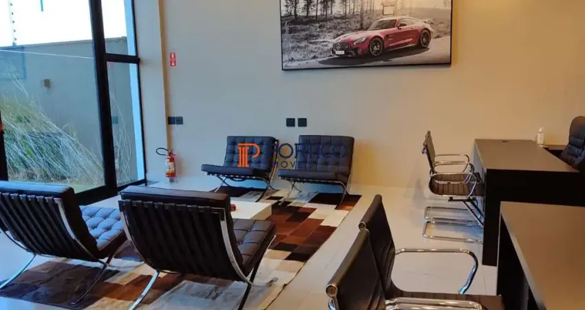 Terreno Comercial à Venda | 720 m² | Excelente Localização e Estrutura Pronta