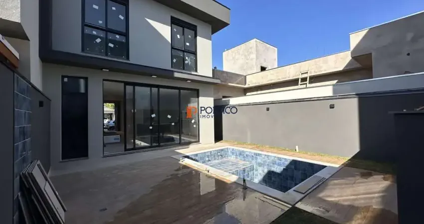 Sobrado com 3 Suítes, Piscina e Acabamento Impecável em Condomínio Fechado – Pau