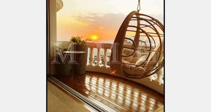 Apartamento com 3 dorms., 2 vagas na rua mais charmosa da Vila Mariana
