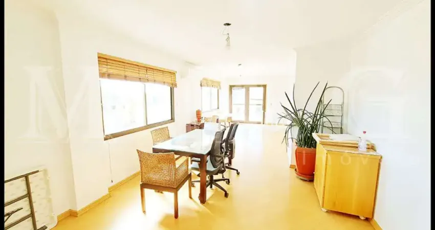 Apartamento cobertura 2 suítes ,2 vagas a venda  próximo ao metrô  saude