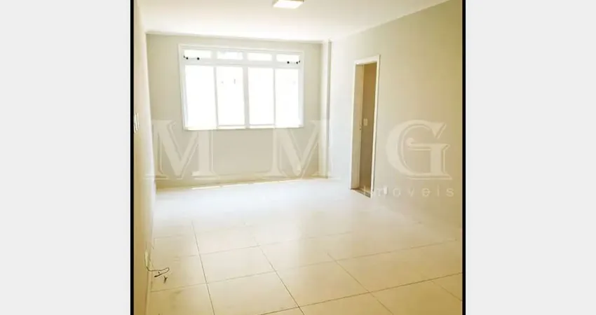 Apartamento a venda com 3 dorms, vaga, espaçoso no coração da Vila Mariana