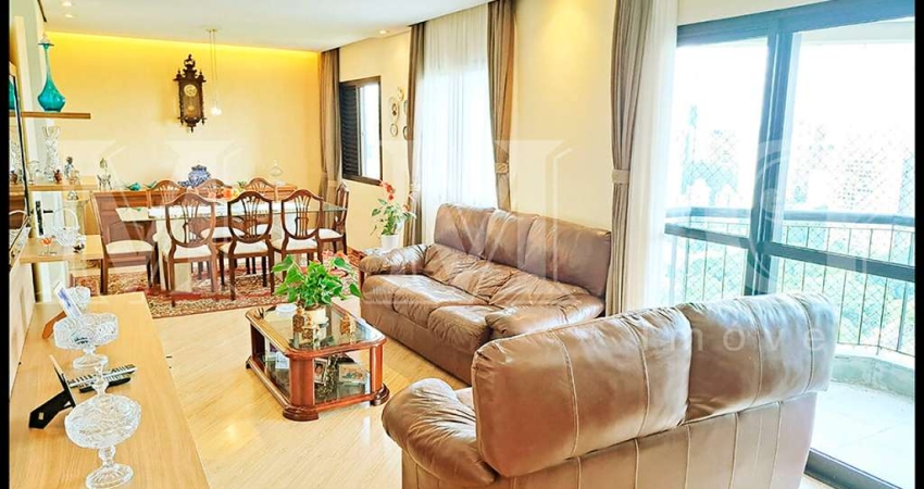 Apartamento três suítes, três vagas e lazer completo