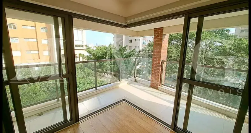 Apartamento com 3 suítes e 3 vagas em área nobre.