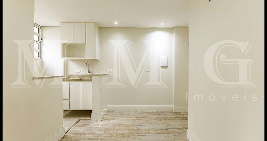 Apartamento com 1 dormitório, uma vaga próximo a Av. Paulista.