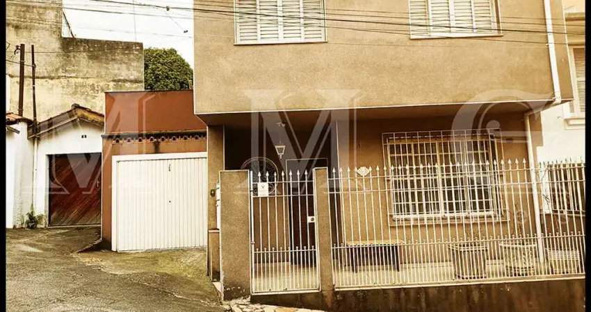 sobrado de vila, 3 dormitórios com armários, 2 vagas, ótima