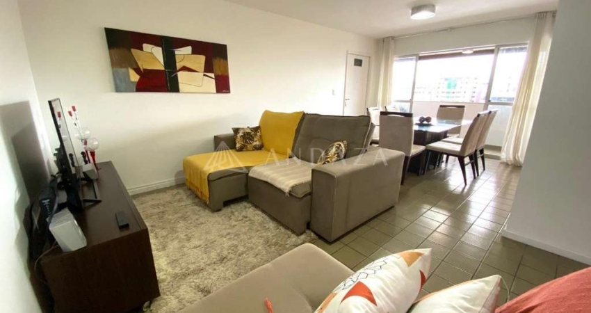 Apartamento com 3 quartos à venda na Professor Victal Barbosa, 2, Ponta Verde, Maceió