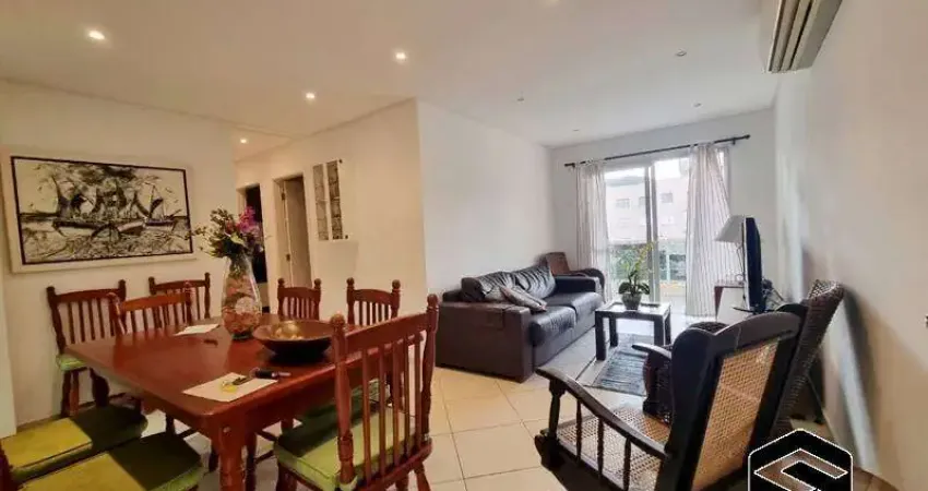 AMPLO APARTAMENTO LADO PRAIA, COM PORTARIA 24 HORAS!